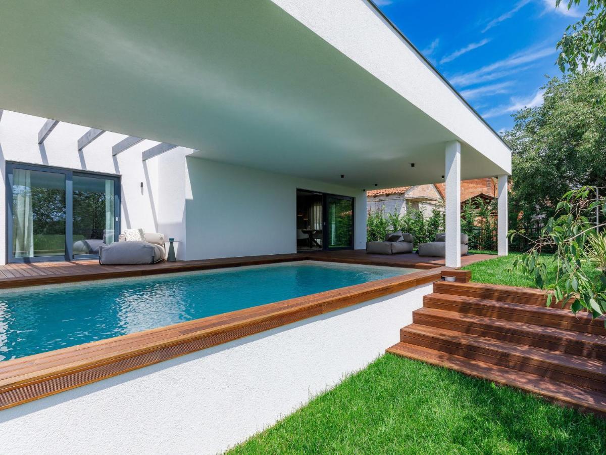 Holiday Home Villa Valle Bale Esterno foto